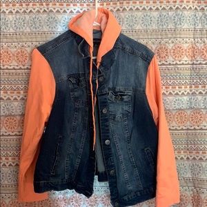 Jean jacket with sweatshirt like sleeves